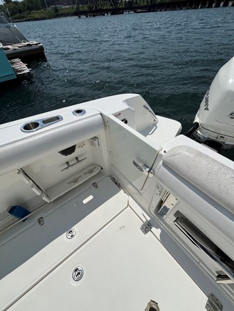 2015 Boston Whaler 350 Outrage