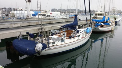 BRAMASOLE 23 Starboard Quarter View