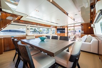 ISLAND SOUL 6 Dining Area