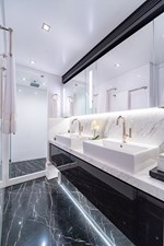 ISLAND SOUL 13 Master Sinks and Shower