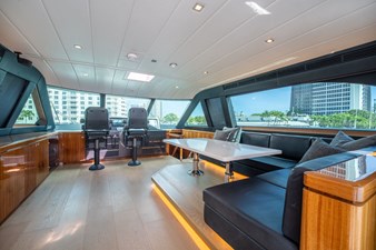 ISLAND SOUL 19 Pilothouse 2
