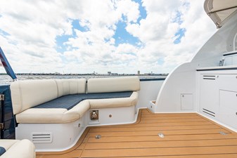 TCB 17 Port cockpit