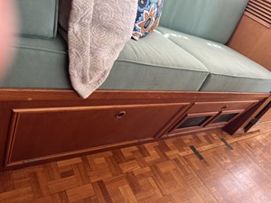 LOONS NEST 9 Salon storage