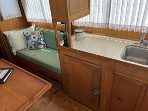 LOONS NEST 18 Galley