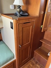 LOONS NEST 23 Aft cabin storage