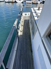 LOONS NEST 34 Side deck