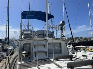 LOONS NEST 38 Flybridge