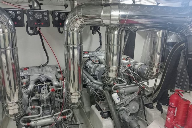 Astondoa 82 GLX _2 (1)