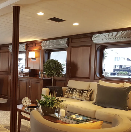 15. Trafalgar Saloon