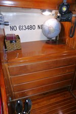 ZANYA 10 Nav Table