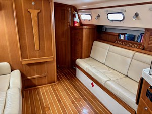 PELICAN 2 Main Cabin