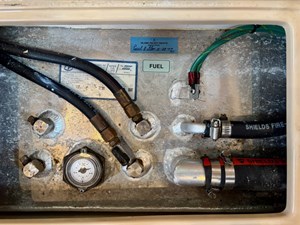 PELICAN 33 Fuel Tank