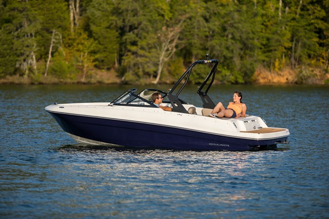 BAYLINER VR4