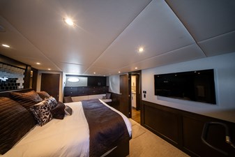 ENCORE 16 Master Stateroom