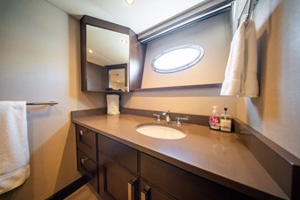 ENCORE 24 Guest Stateroom Bath