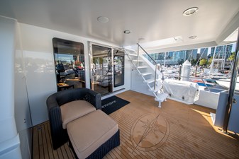 ENCORE 32 Upper Deck Aft