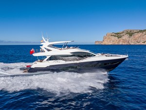 PASHBAR 2 Sunseeker 76 Yacht starboard underway