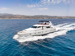 FERRETTI 70 0