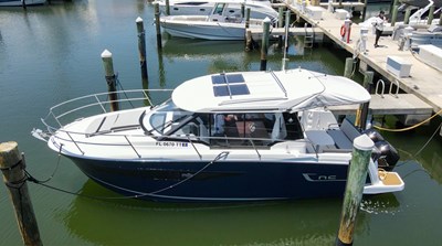 2024 Jeanneau NC895 4 