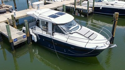 2024 Jeanneau NC895 7 
