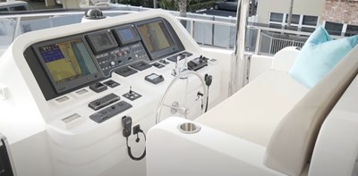 Flybridge Helm