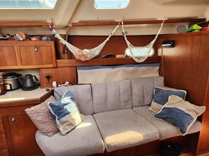 PLAN B 5 Main Cabin