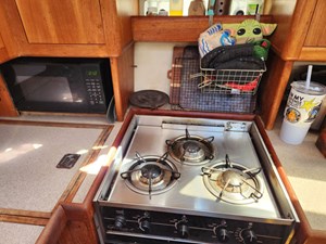 PLAN B 18 Galley