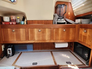 PLAN B 19 Galley