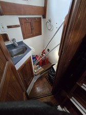 KAILANI 12 Aft head, not plumbed