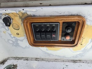 KAILANI 18 Upgraded engine panel
