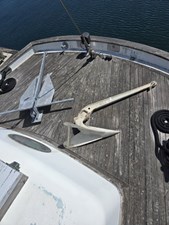 KAILANI 20 Stern with spare anchors