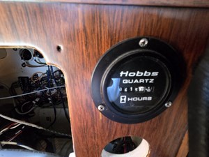 KAILANI 25 Engine hour meter