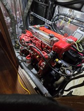KAILANI 26 Engine room