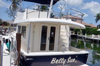 Betty Sue 17 