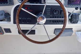 Betty Sue 32 