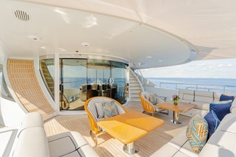 SHARKFINN 1 Main deck aft, looking foreward