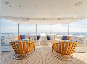 SHARKFINN 2 Main deck aft, looking aft