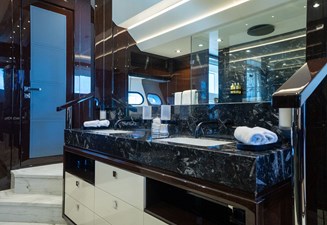 44 - Master Cabin En Suite