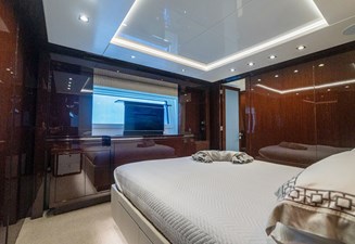 46 - VIP Cabin Port Side