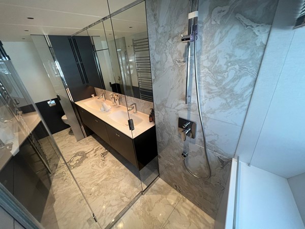 Princess Y95  Owner Cabin Restroom