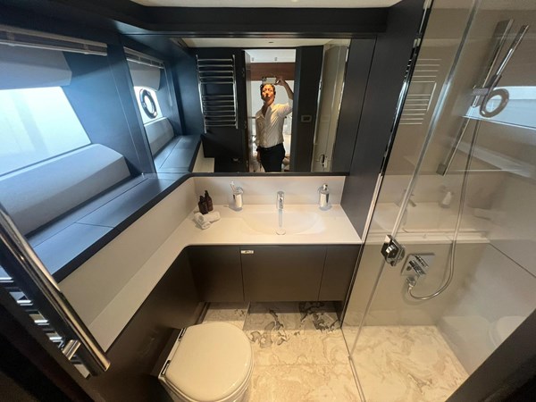 Princess Y95  Lower Deck Port Cabin Restroom