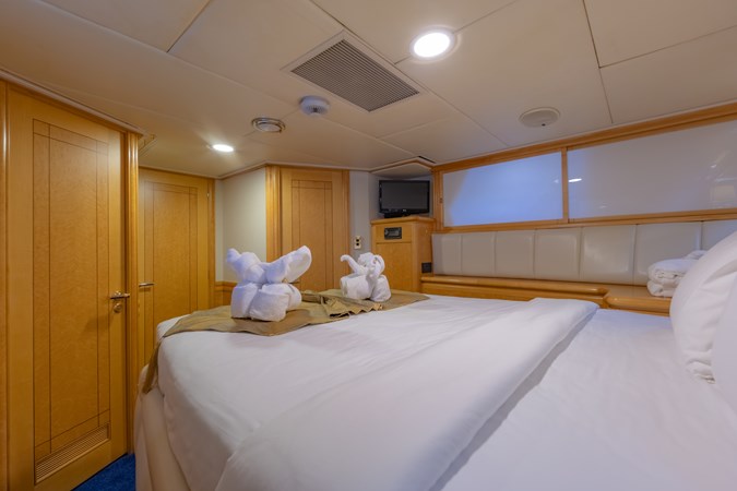 33. Alloy Yachts 1997 (Fortune Elephant)