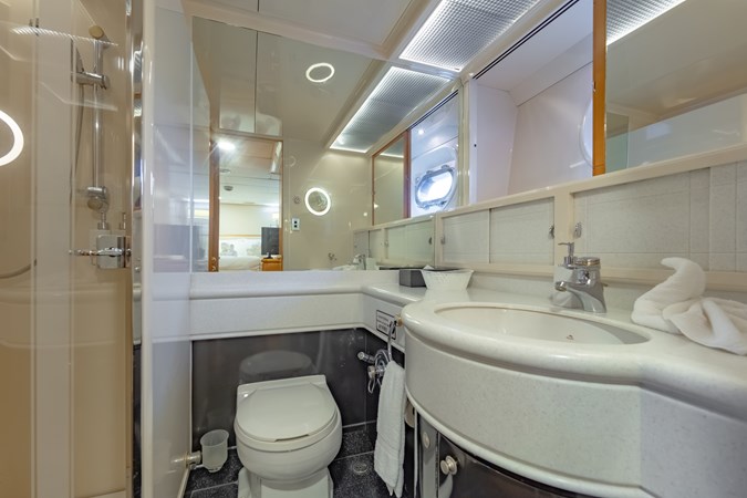 35. Alloy Yachts 1997 (Fortune Elephant)