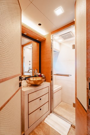 29. MCY 86 2015 (BAYC ASIA)