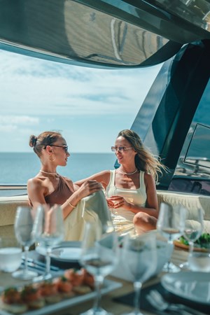 45. MCY 86 2015 (BAYC ASIA)