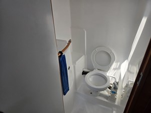 ATHENA 9 Toilet-shower