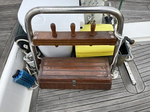 DREADNAUGHT 38 Belay pins and storage