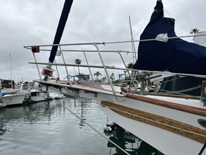 DREADNAUGHT 42 Sprit