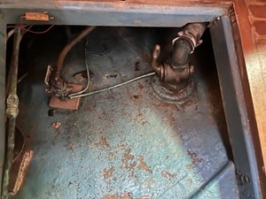 DREADNAUGHT 53 bilge