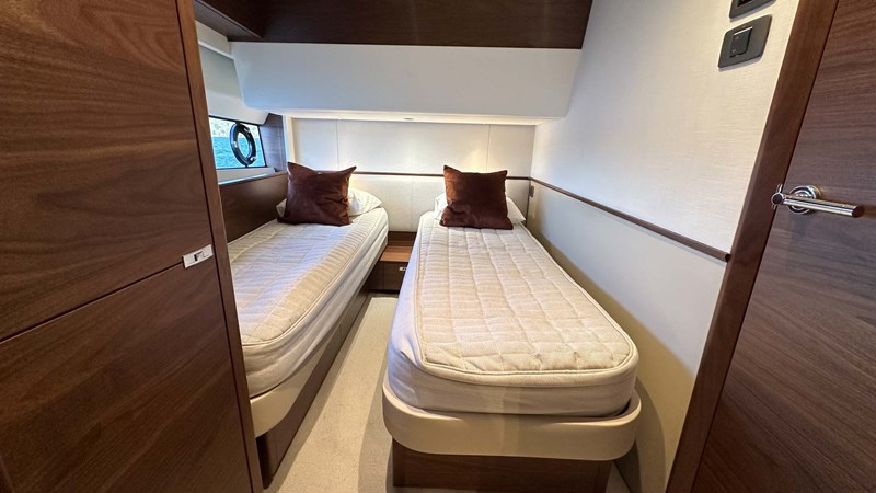 Starboard guest stateroom